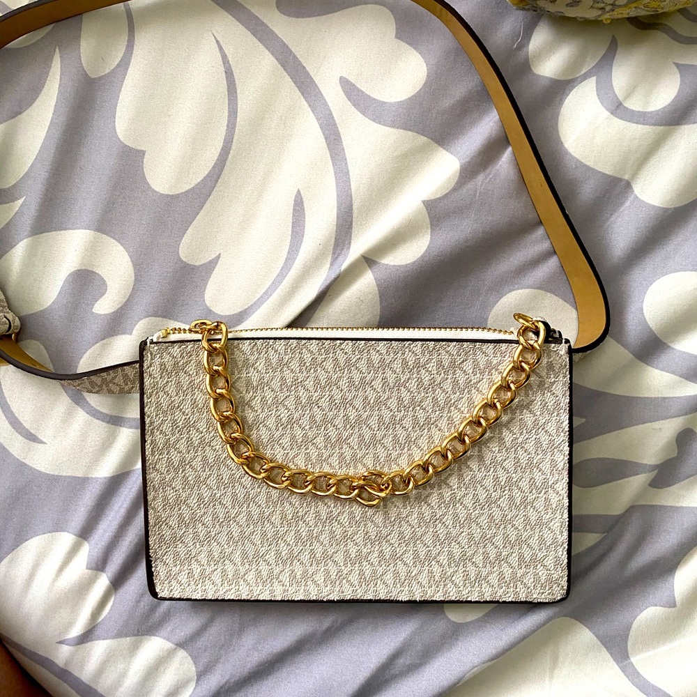 Brand new michael kors Fanny pack